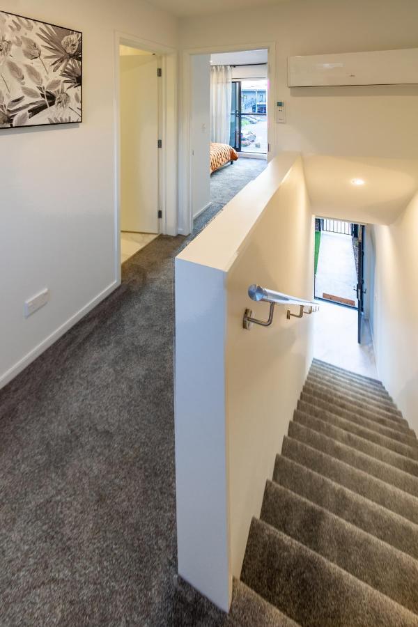 Modern 3 Bed Overlooking Hagley Park Christchurch Buitenkant foto