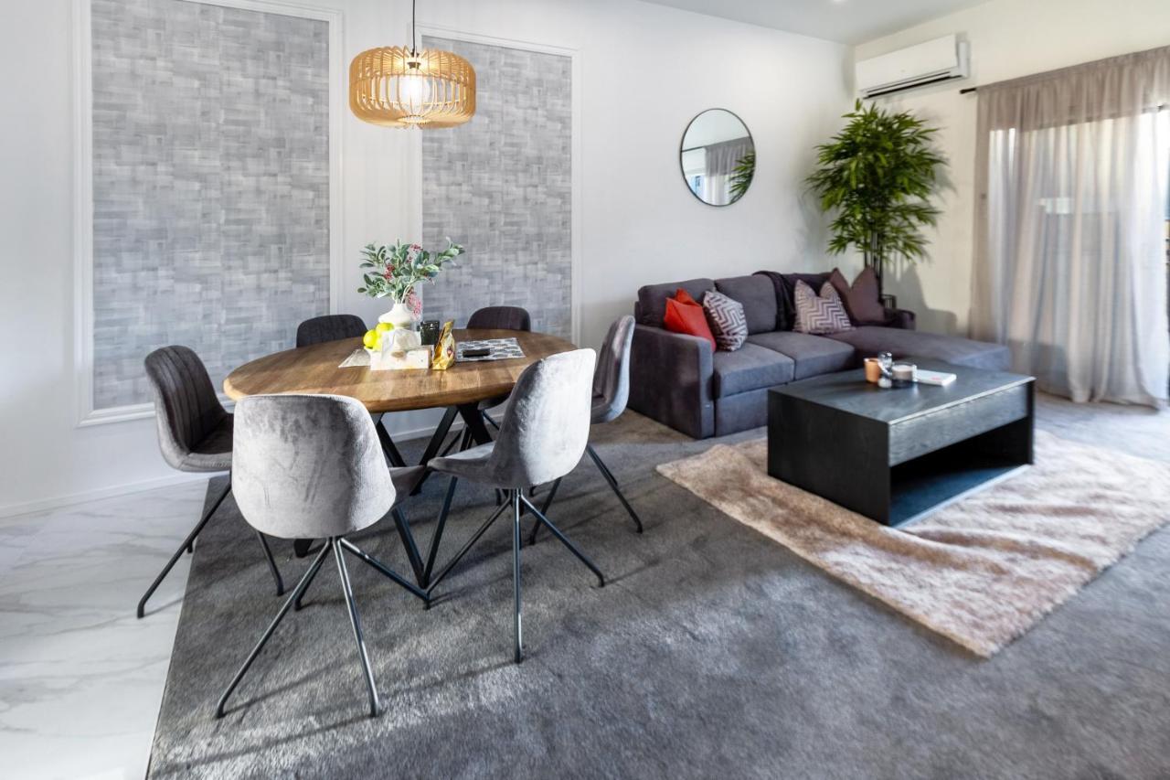 Modern 3 Bed Overlooking Hagley Park Christchurch Buitenkant foto